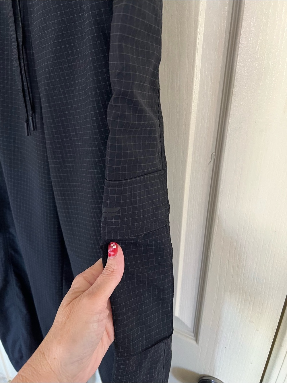Fabletics Black Ripstop Cargo Wide Leg Pants Drawstring Utility Size Large - Picture 6 of 9